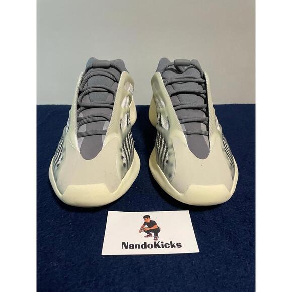 Adidas Yeezy 700 V3 Fade Salt ID1674 Men’s 12 Shoes - Picture 9 of 9